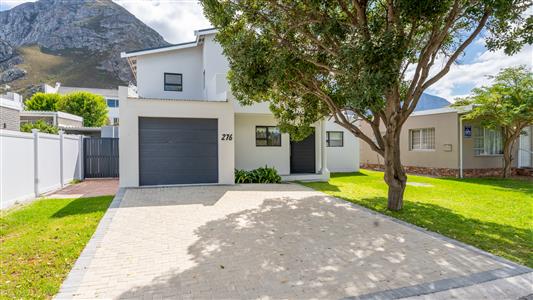 False - House For Sale in Voelklip, Hermanus, Western Cape - M126626
