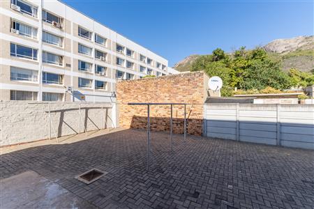 False - Apartment Sold in Hoog En Droog, Paarl, Western Cape - M126622