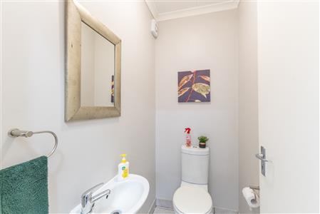 False - Townhouse For Sale in Brackenfell South, Brackenfell, Western Cape - M126637