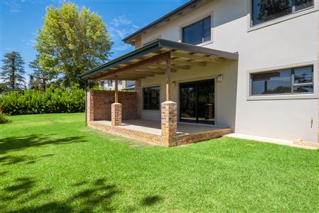 False - Townhouse For Sale in Leonard, Hilton, KwaZulu Natal - M126629