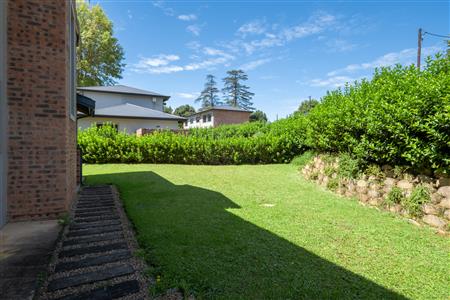 False - Townhouse For Sale in Leonard, Hilton, KwaZulu Natal - M126629