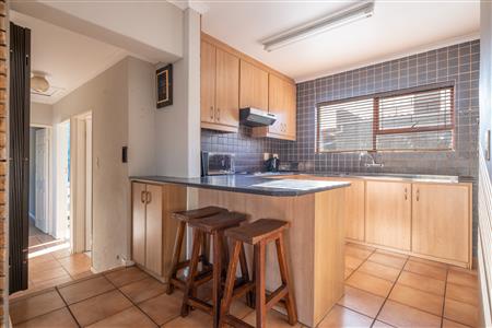 House For Sale in Protea Heights, Brackenfell, Western Cape - M126648