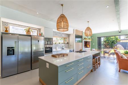 False - House For Sale in Paarl Central, Paarl, Western Cape - M126661