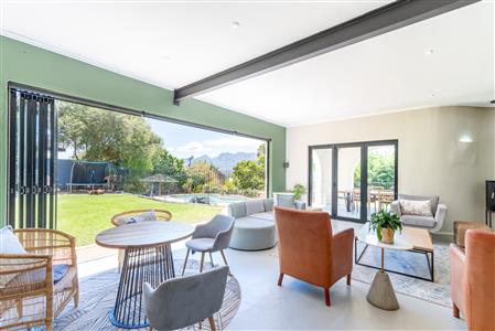 False - House For Sale in Paarl Central, Paarl, Western Cape - M126661