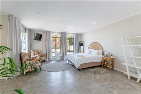 False - House For Sale in Paarl Central, Paarl, Western Cape - M126661