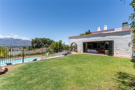 False - House For Sale in Paarl Central, Paarl, Western Cape - M126661