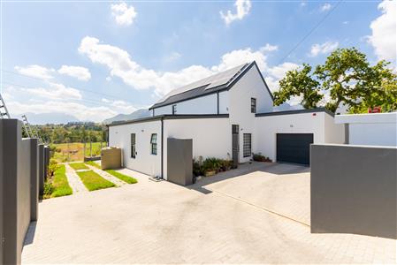 House For Sale in Jamestown, Stellenbosch, Western Cape - M126664