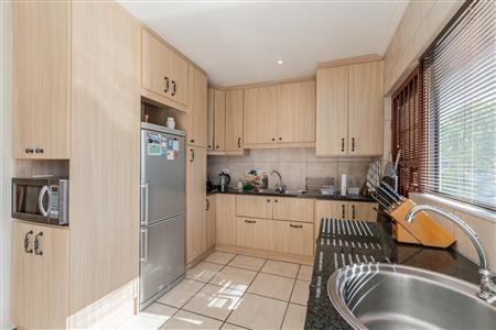 House Sold in Paarl North, Paarl, Western Cape - M126668