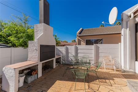 House Sold in Paarl North, Paarl, Western Cape - M126668