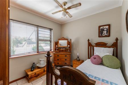 House Sold in Paarl North, Paarl, Western Cape - M126668