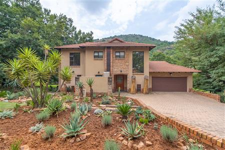 House For Sale in Heidelberg Kloof Estate, Heidelberg, Gauteng - M126700