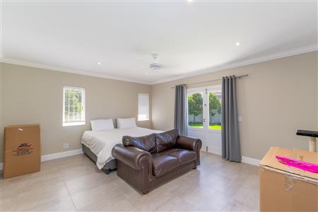 House For Sale in Whale Rock, Plettenberg Bay, Western Cape - M126688