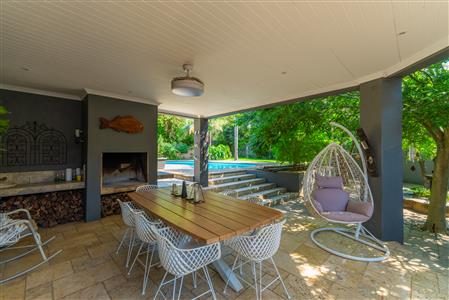 House For Sale in Hoog En Droog, Paarl, Western Cape - M126701