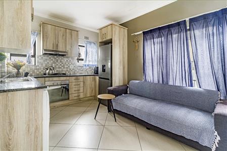 False - Apartment For Sale in Buh Rein Estate, Kraaifontein, Western Cape - M126702