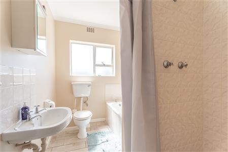 False - Apartment For Sale in Greenways Golf Estate, Strand, Western Cape - M126704