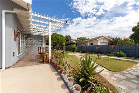 House For Sale in West Bank, Oudtshoorn, Western Cape - M126706