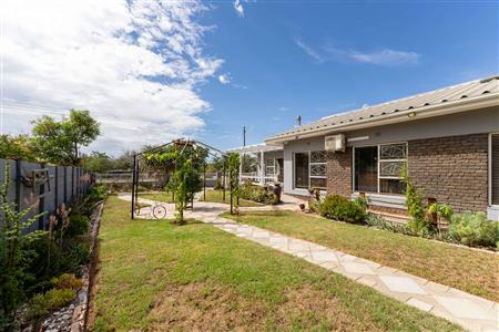 House For Sale in West Bank, Oudtshoorn, Western Cape - M126706