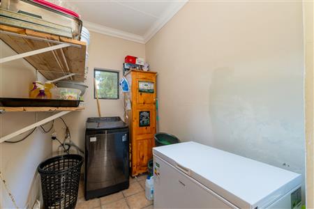 House For Sale in West Bank, Oudtshoorn, Western Cape - M126706
