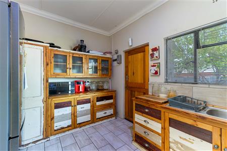 House For Sale in West Bank, Oudtshoorn, Western Cape - M126706