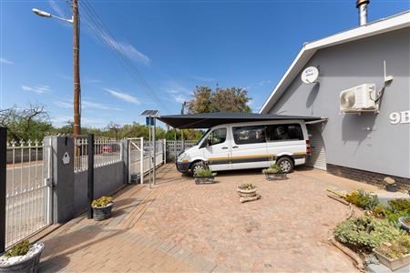 House For Sale in West Bank, Oudtshoorn, Western Cape - M126706