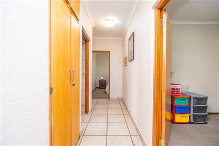 False - House For Sale in Jordaan Park, Heidelberg, Gauteng - M126703