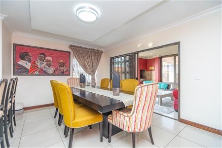 House For Sale in Homes Haven, Krugersdorp, Gauteng - M126718
