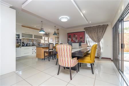 House For Sale in Homes Haven, Krugersdorp, Gauteng - M126718