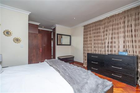 House For Sale in Homes Haven, Krugersdorp, Gauteng - M126718