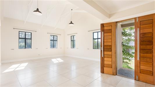 House For Sale in Kraaibosch, George, Western Cape - M126733