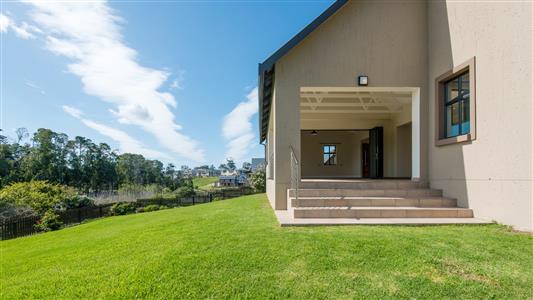 House For Sale in Kraaibosch, George, Western Cape - M126733