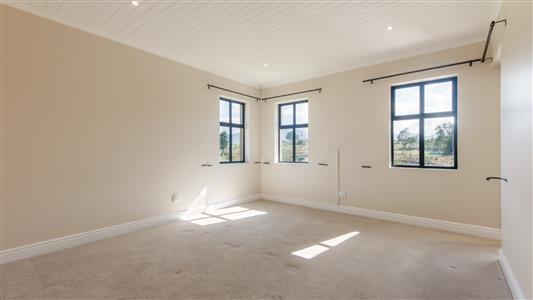 House For Sale in Kraaibosch, George, Western Cape - M126733