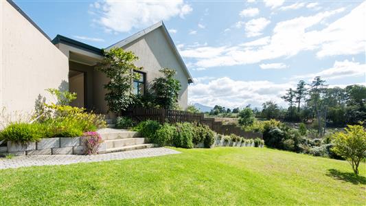 House For Sale in Kraaibosch, George, Western Cape - M126733