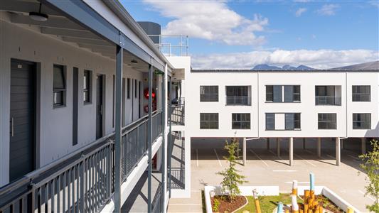 False - Apartment For Sale in Paarl South, Paarl, Western Cape - M126726