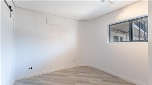 False - Apartment For Sale in Paarl South, Paarl, Western Cape - M126726