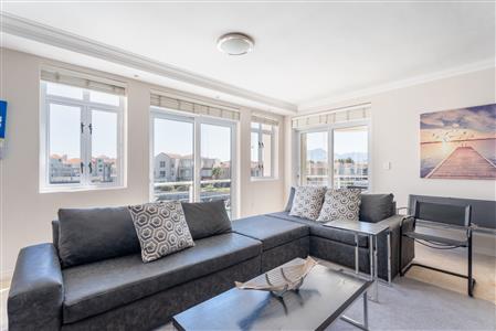 False - Apartment Unavailable in Harbour Island, Gordons Bay, Western Cape - M126734