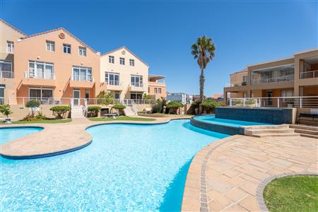 False - Apartment Unavailable in Harbour Island, Gordons Bay, Western Cape - M126734