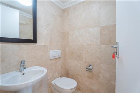 False - Apartment Unavailable in Harbour Island, Gordons Bay, Western Cape - M126734