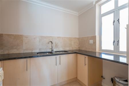 False - Apartment Unavailable in Harbour Island, Gordons Bay, Western Cape - M126734