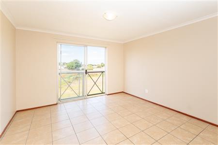 Apartment To Rent in Vredekloof East, Brackenfell, Western Cape - M126728
