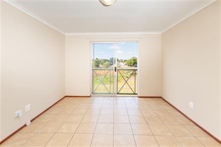 Apartment To Rent in Vredekloof East, Brackenfell, Western Cape - M126728