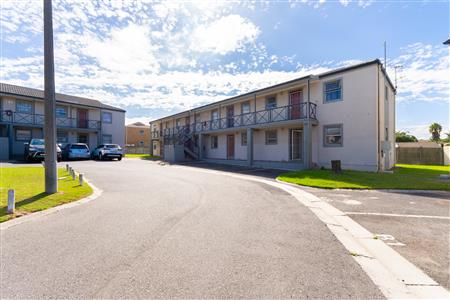 Apartment To Rent in Vredekloof East, Brackenfell, Western Cape - M126728