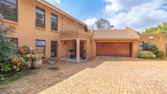 False - House For Sale in Helderkruin, Roodepoort, Gauteng - M126735
