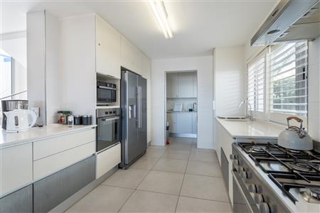 False - House For Sale in Cayman Beach, Gordons Bay, Western Cape - M126743