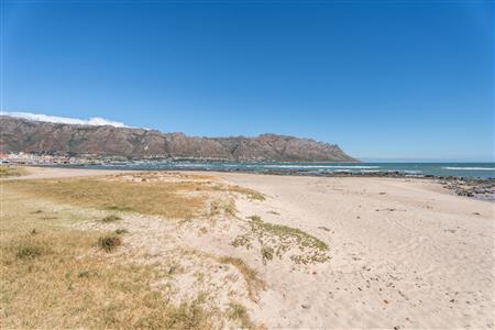 False - House For Sale in Cayman Beach, Gordons Bay, Western Cape - M126743