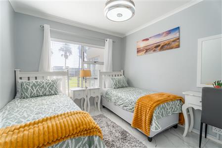 False - Apartment Unavailable in Greenways Golf Estate, Strand, Western Cape - M126740