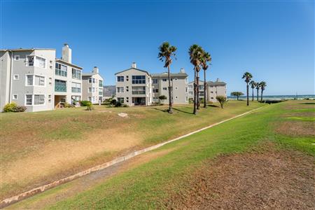 False - Apartment Unavailable in Greenways Golf Estate, Strand, Western Cape - M126740
