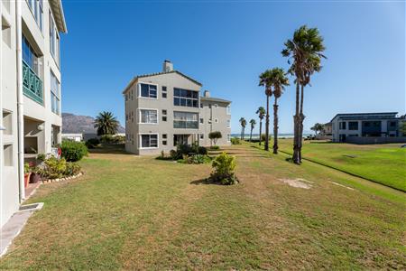 False - Apartment Unavailable in Greenways Golf Estate, Strand, Western Cape - M126740