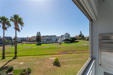 False - Apartment Unavailable in Greenways Golf Estate, Strand, Western Cape - M126740