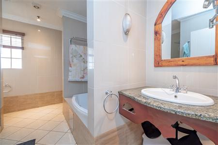 False - Townhouse for sale in Die Hoewes, Centurion - M126749
