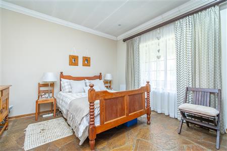 False - House For Sale in Heidelberg Central, Heidelberg, Gauteng - M126744